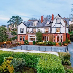 Oyo Rayanne House Guest Hotel